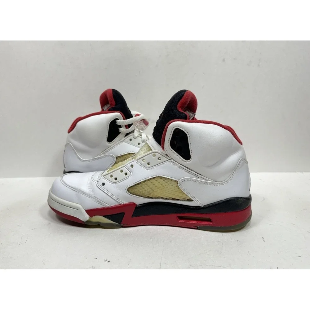 Nike Air Jordan 5 Retro‎ Men's Size 7.5 136027 120 Fire Red Black Tongue Shoes
